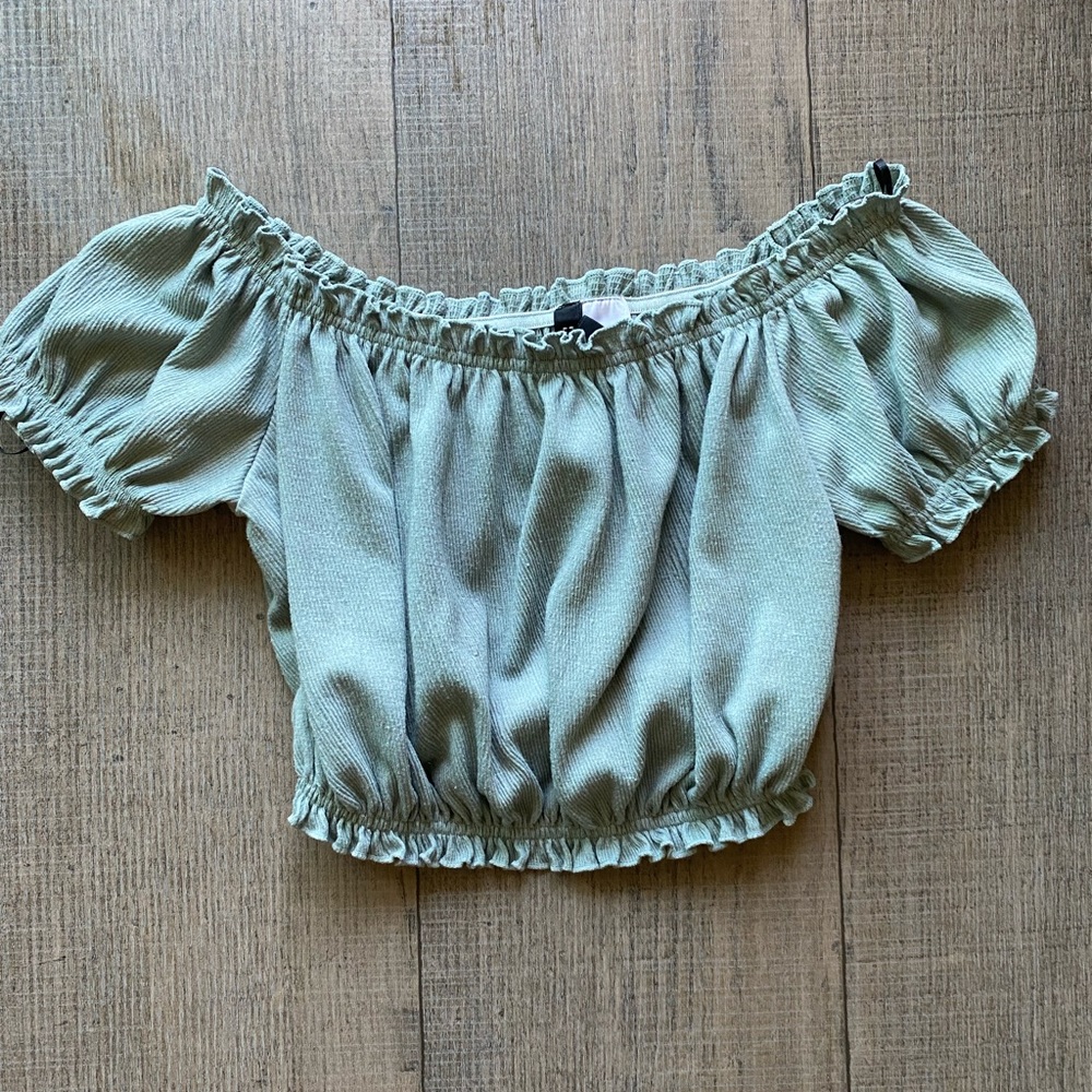 XS sage green off shoulder crop top